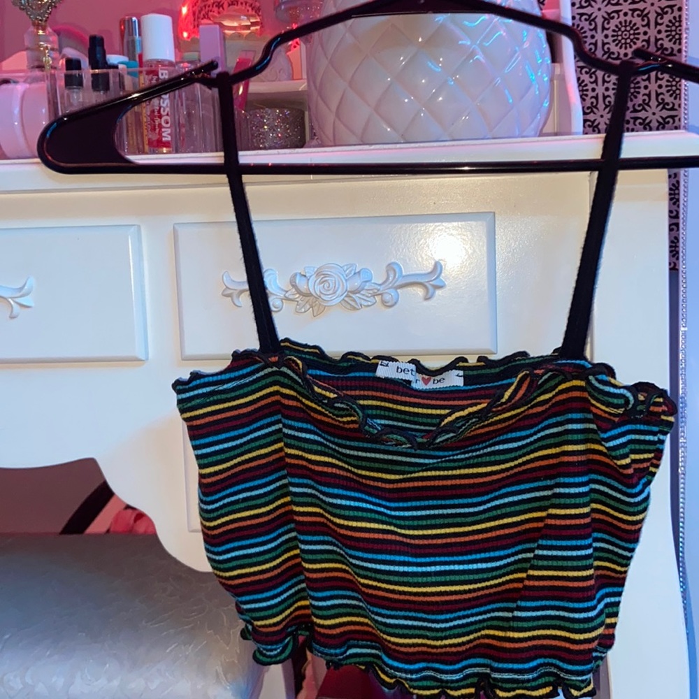 crop top tank very flattering